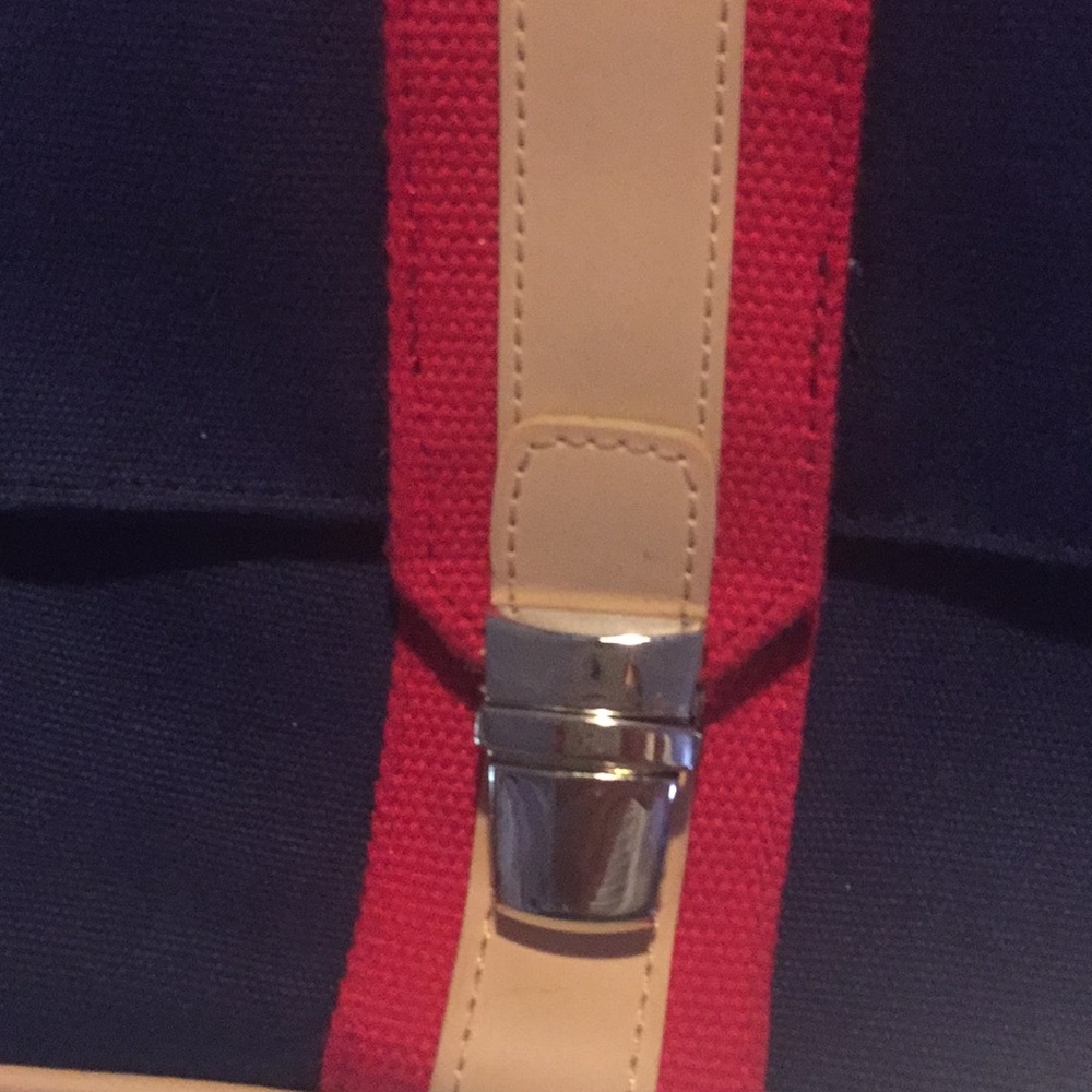 Rolfs Purse - Picture 3 of 8